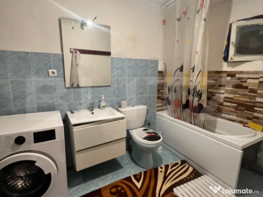 Teren 908 mp cu 2 case, zona Kaufland Sud