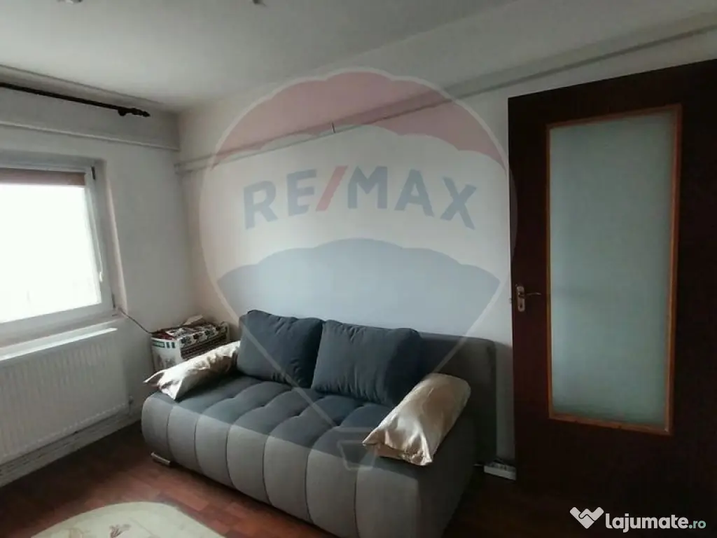 Apartament cu 3 camere decomandate în Lapus-Decebal 