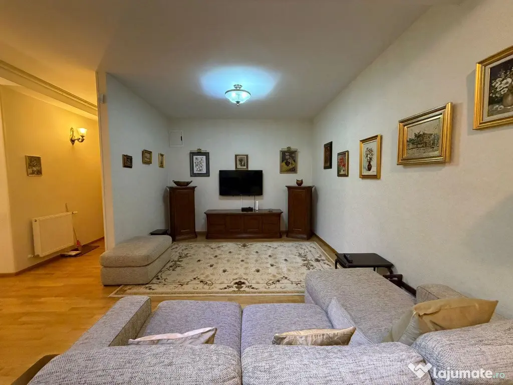 2 camere, Arcul de Triumf / Herăstrău, bloc 2006 