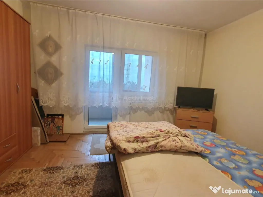 Apartament generos - 3 camere - 87 mp - etaj 2 - Obcini 