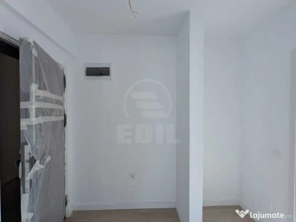 Apartament de 2 camere, decomandat, zona Tineretului, Floresti 