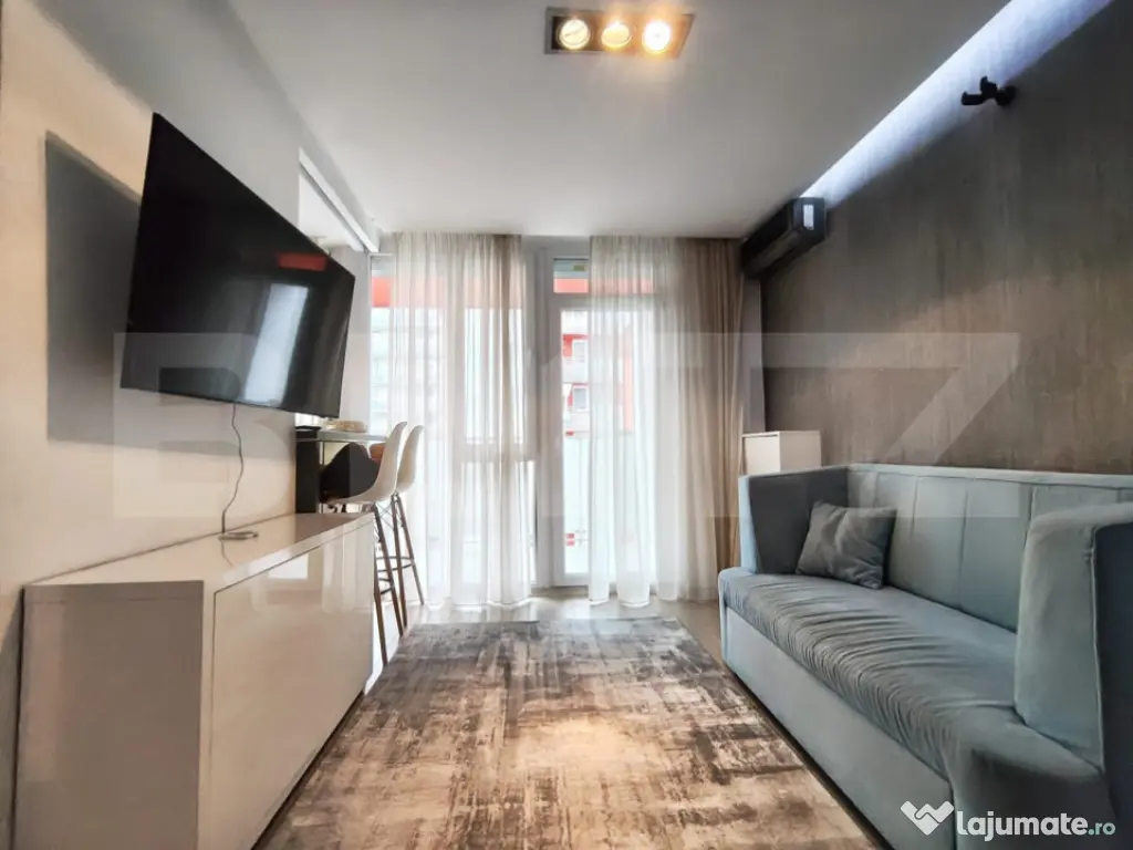 Studio de inchiriere, etaj 3, balcon - Ared