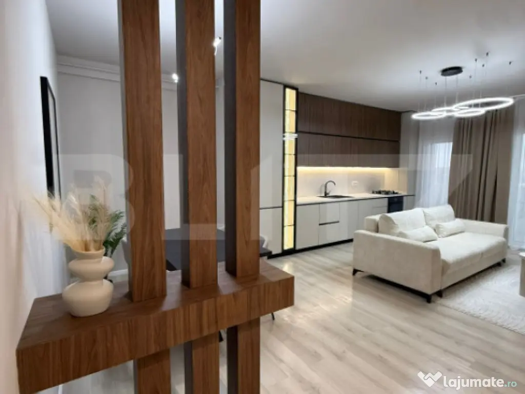 LUX Apartament 2 camere, 52 mp, etaj intermediar, garaj, zon 