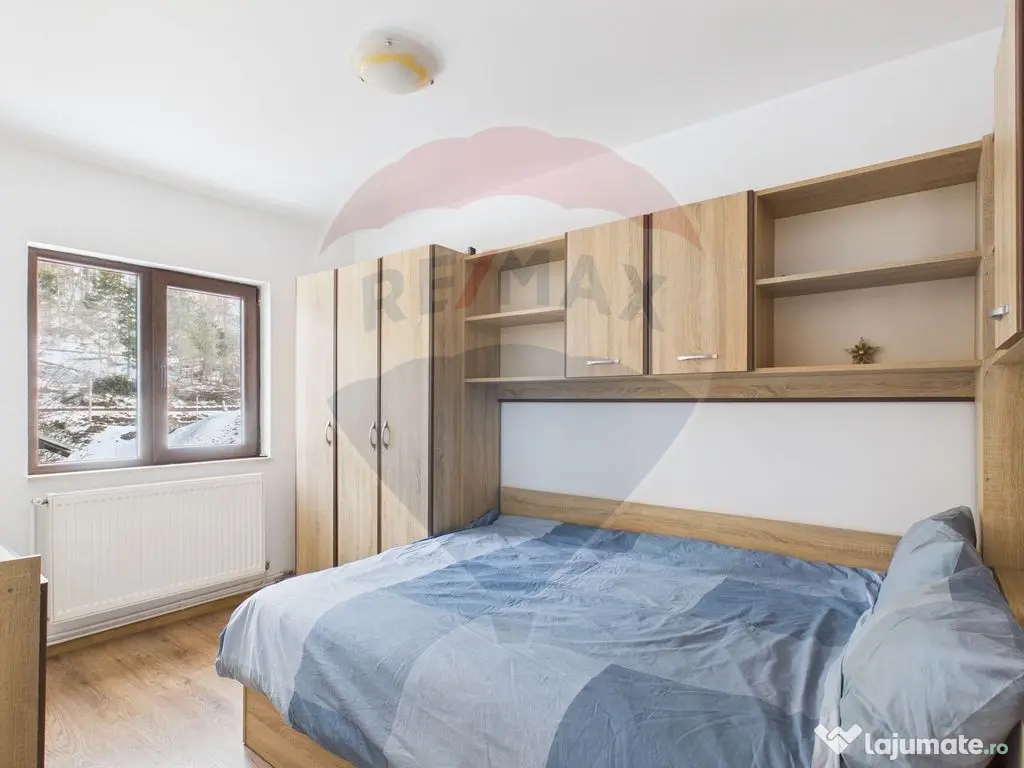 Vilă cu Hammam, garaj și sistem fotovoltaic – Sinaia,... 