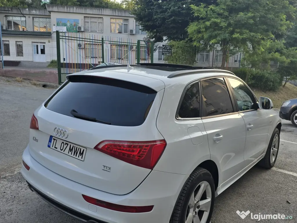 Vând Audi Q5 S line