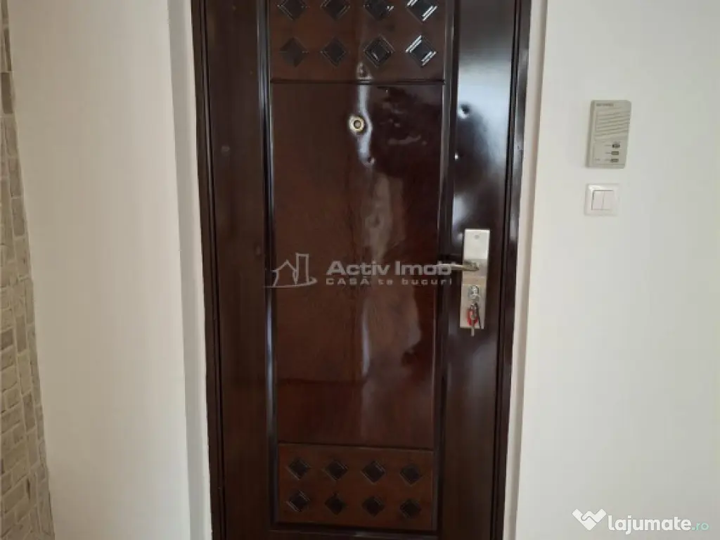 Resita, chirie, 2 cam. DEC. MOBILAT UTILAT MODERN, parter 