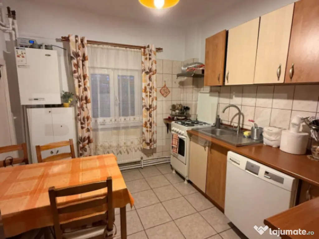 Casa individuala, 112 mp, zona Caraiman