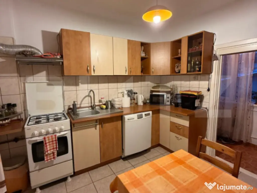 Casa individuala, 112 mp, zona Caraiman