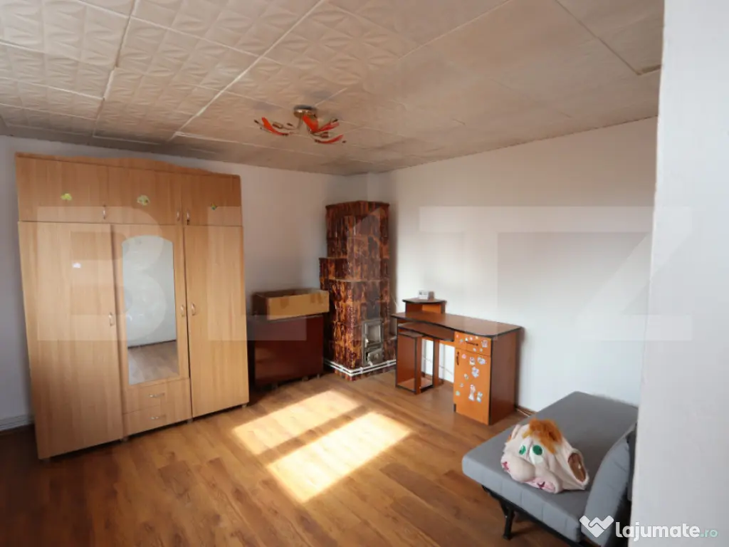 Casă individuală cu teren generos | Pătroia Deal, Acces r 