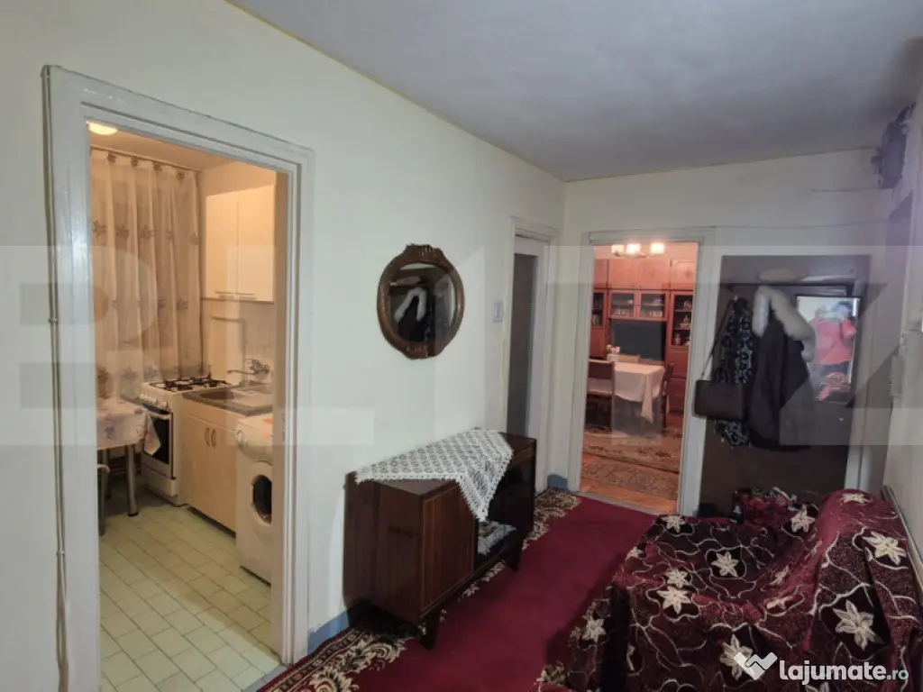 Apartament cu 2 camere, etaj intermediar, zona Centrala 