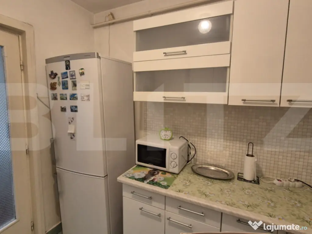 Apartament cu 2 camere, etaj intermediar, zona Centrala 