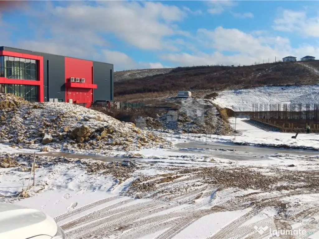 Visani str Principala Teren 4653mp intravilan zona de blocur 