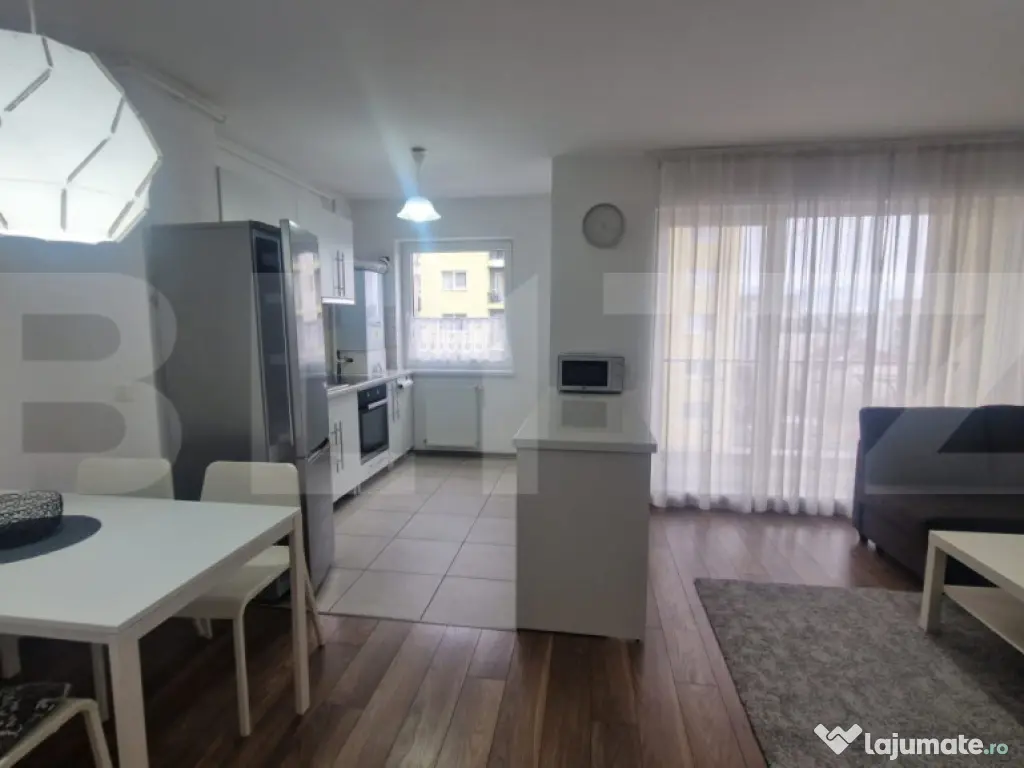 Apartament 2 camere etaj intermdiar parcare si boxa, se vind 