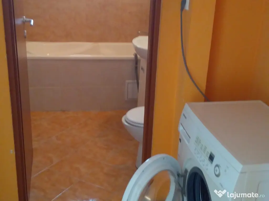 Proprietar dau in chirie ap 2 camere ,zona Iulius Mall-FSEGA