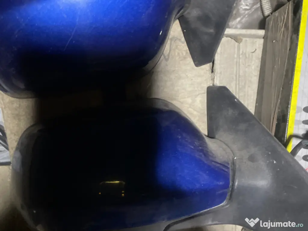 Oglindă stanga-dreapta fără geam an 2006