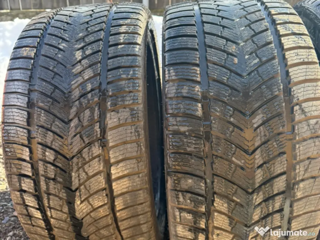 Vând 1 set de cauciucuri de iarnă A. 