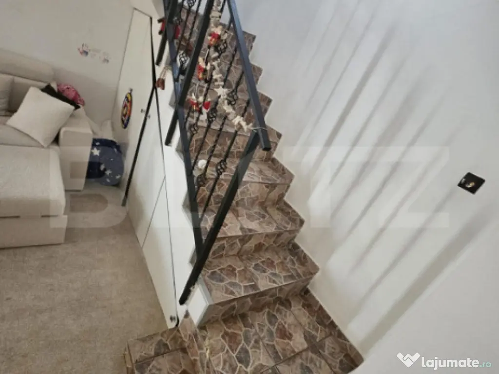 Casa individuala, P+M, 90 mp utili, teren 245 mp, zona Albes 