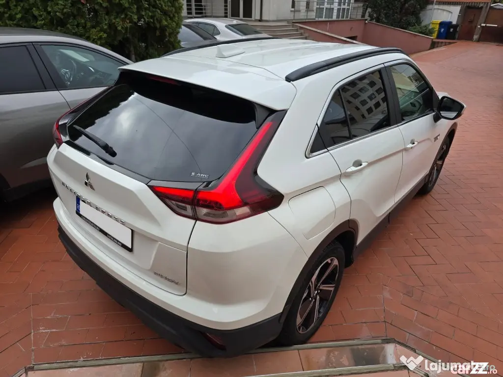 Mitsubishi Eclipse-Cross GARANTIEauto.ro Hibrid 4x4 Keyless Comenzi Vocale LED 