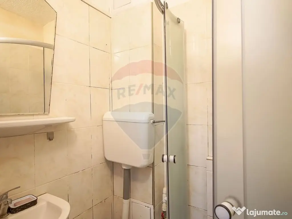 Comision 0% | Cameră 21 mp – Str. Înfrățirii, Brașov 