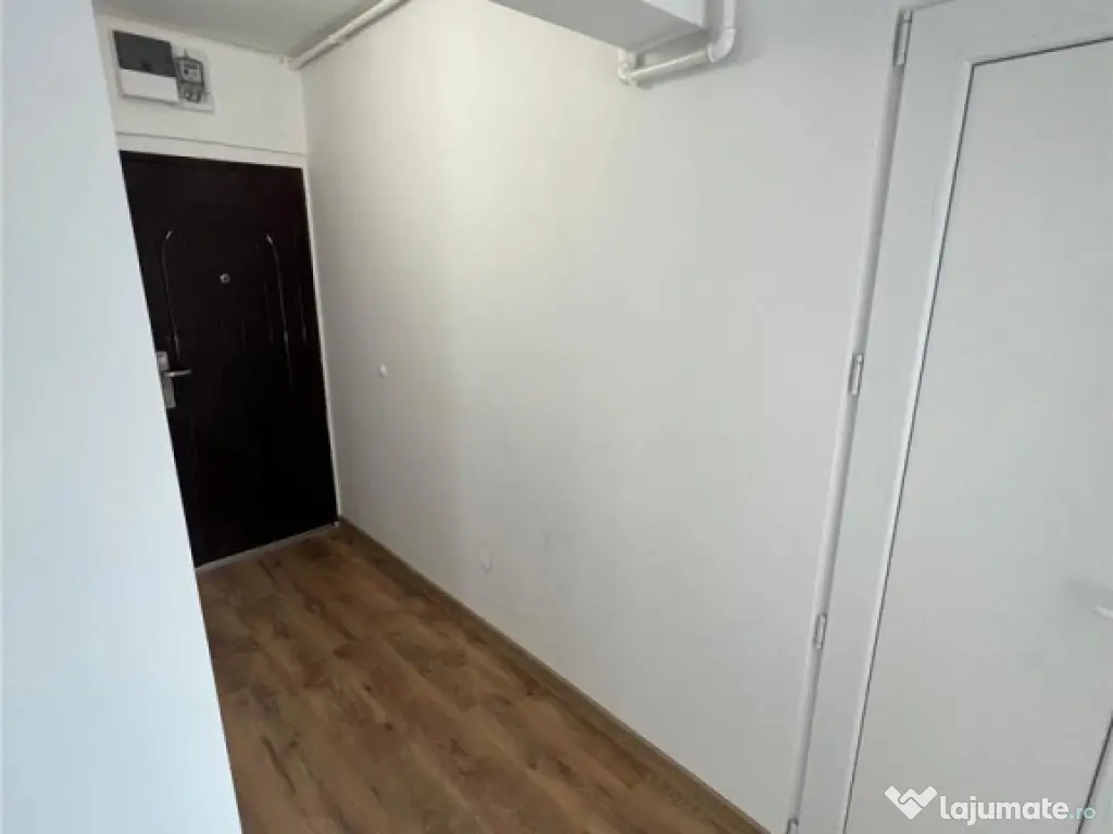 Apartament doua camere, decomandat, Grivitei, Brasov 