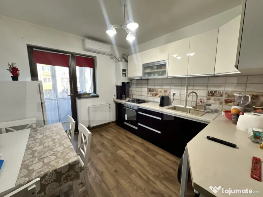 Garsoniera decomandata, etaj 1, zona Casa Stiintei