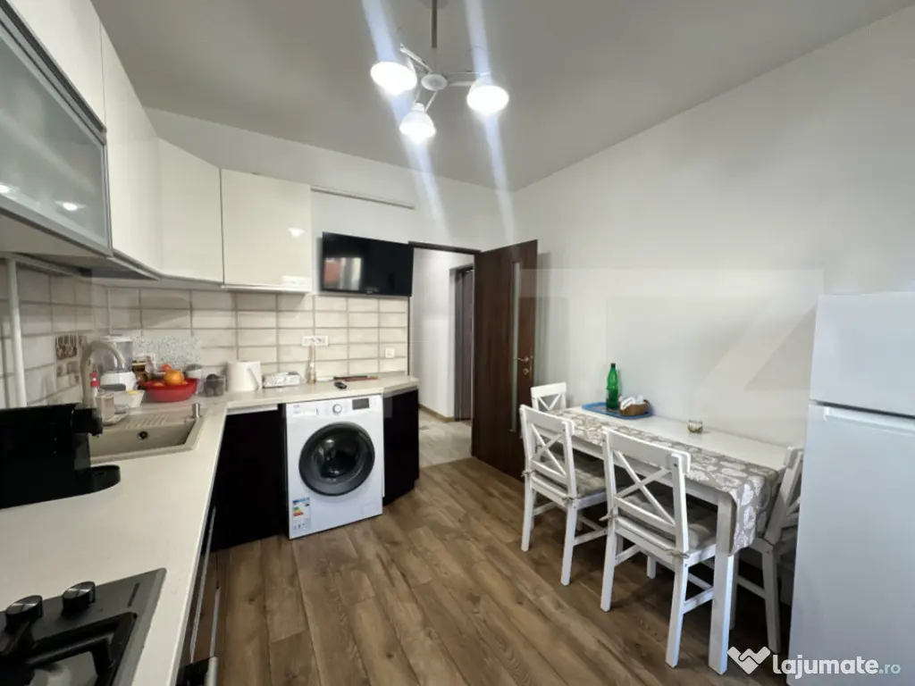 Garsoniera decomandata, etaj 1, zona Casa Stiintei