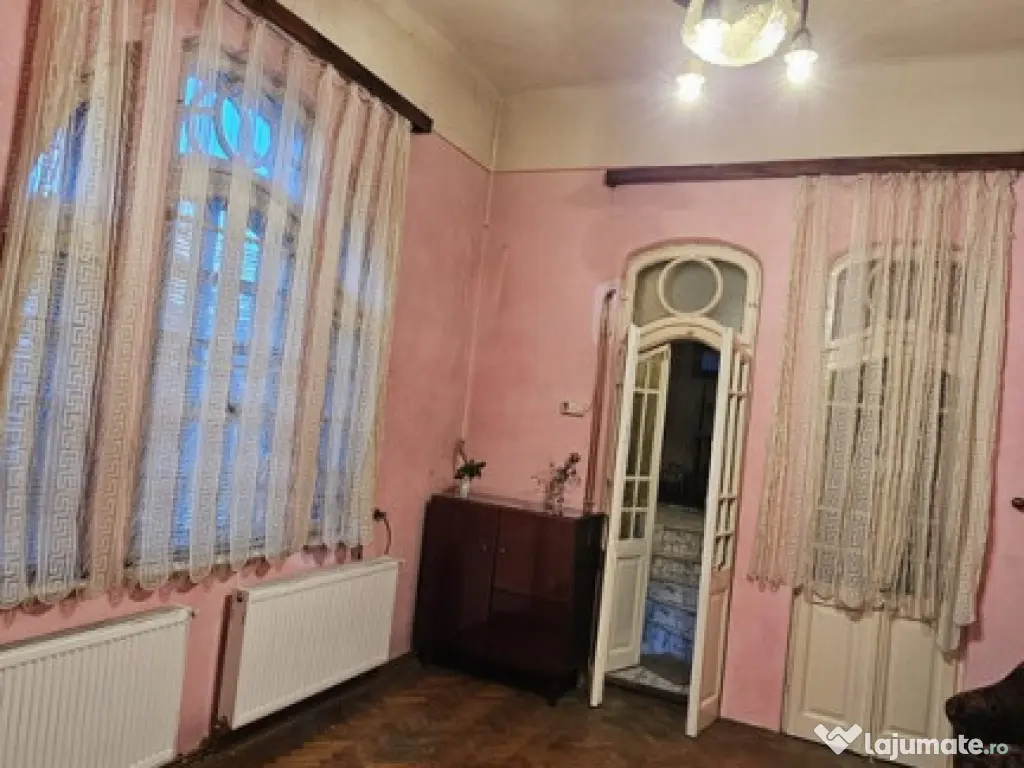 ULTRACENTRAL–Casă tip duplex -Ideal locuință sau invest