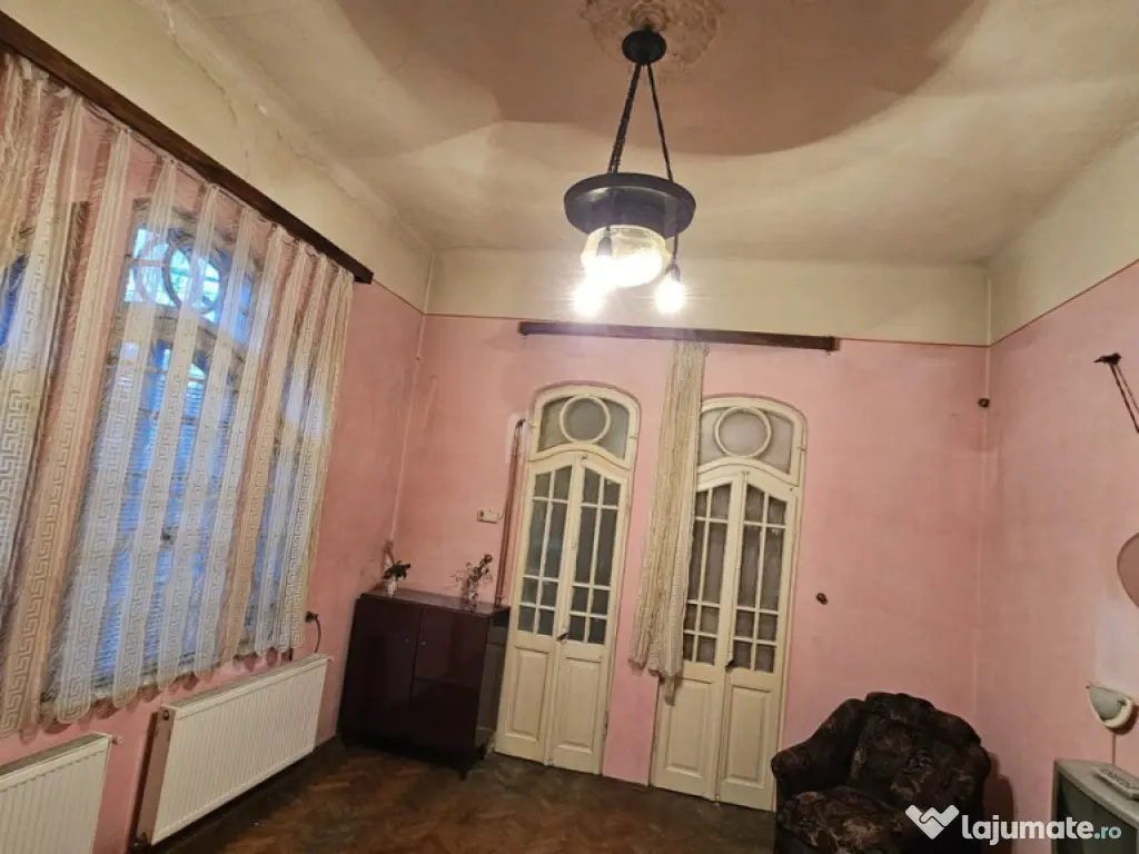 ULTRACENTRAL–Casă tip duplex -Ideal locuință sau invest