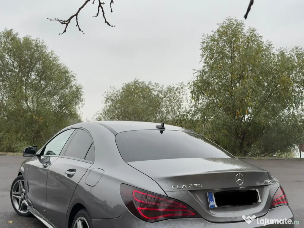 Mercedes CLA250 AMG Line