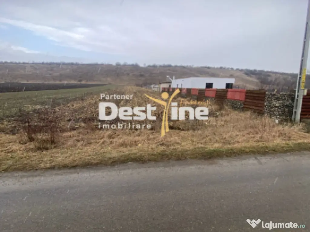 Teren de vanzare Girov 24.500 Euro 3200MP 