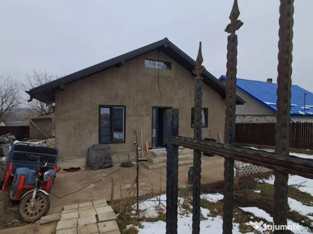Casa plan parter, 3 camere, Horlesti-Rediu