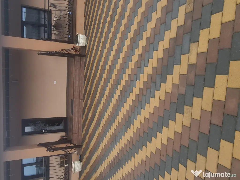 Casa de vanzare noua 