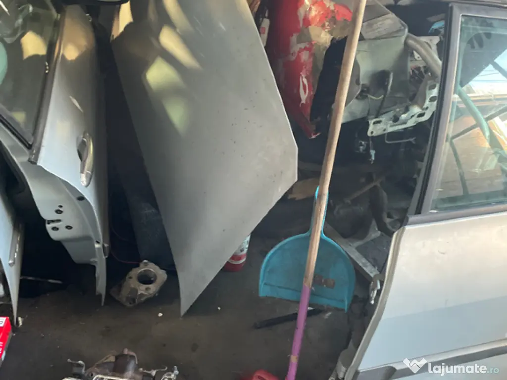 Capota Renault Megan doi an 2005