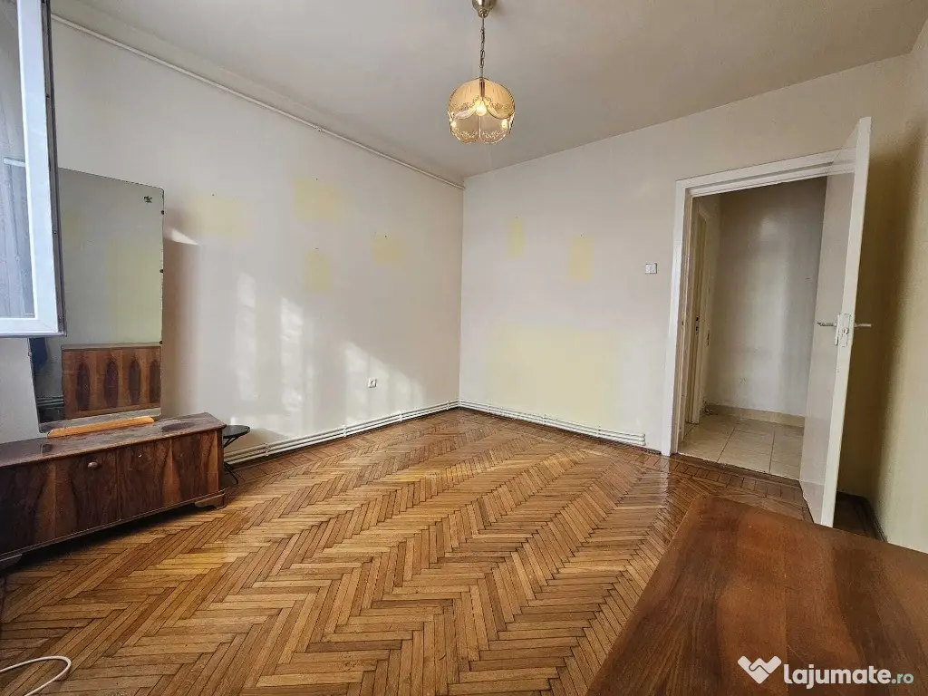 Apartament 2 camere zona Casa de cultura -Pietonala