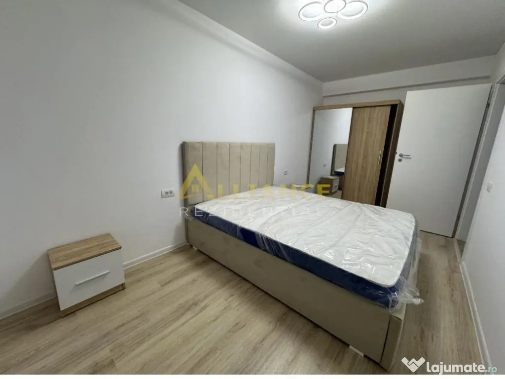 Apartament 2 camere tip studio, mobilat si utilat, parcare s 