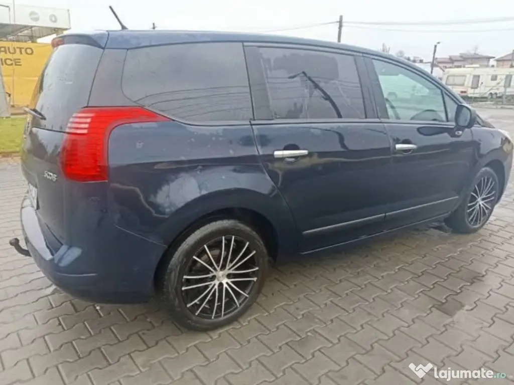 Vand Peugeot 5008