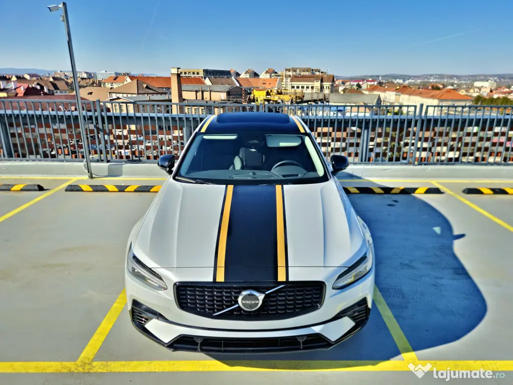 VOLVO S90 T8 Ultimate Dark (Plug-in Hybrid) 