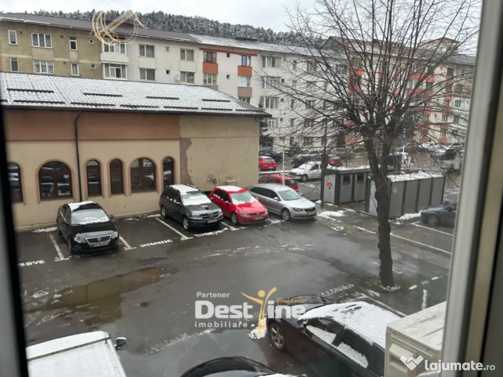 Apartament Lux 3 camere 87mp central cu 2parcare 700€