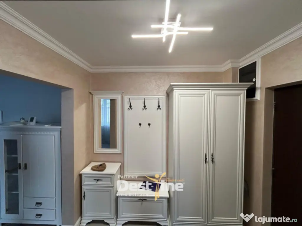 Apartament Lux 3 camere 87mp central cu 2parcare 700€