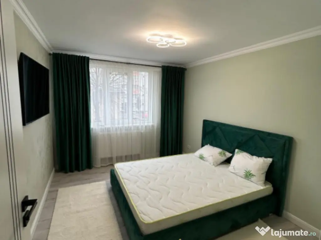 Apartament Lux 3 camere 87mp central cu 2parcare 700€