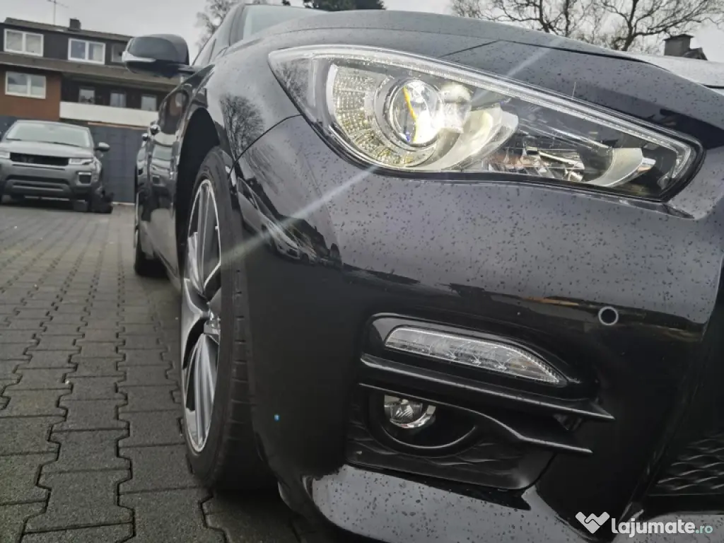 Infiniți Q50 2015 93.000km