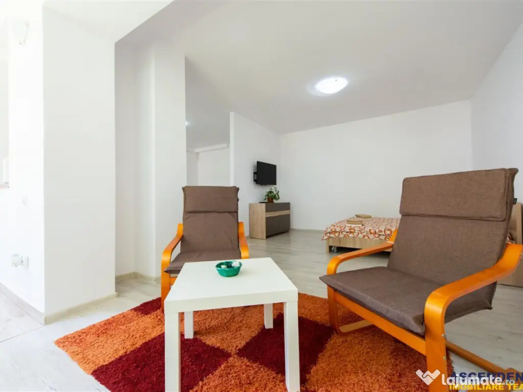 Apartament la casa, curte si acces propriu, loc parcare, Par 