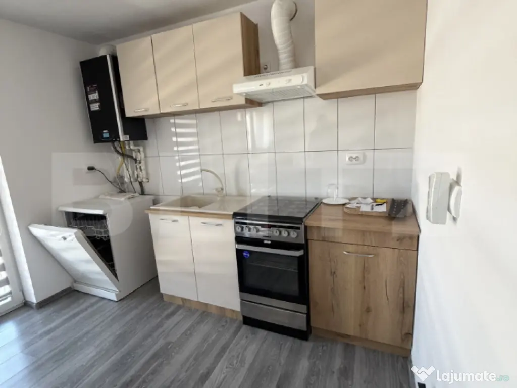 Casă de vânzare 80 mp,cu teren 400 de mp pe Strada Ghinzii 