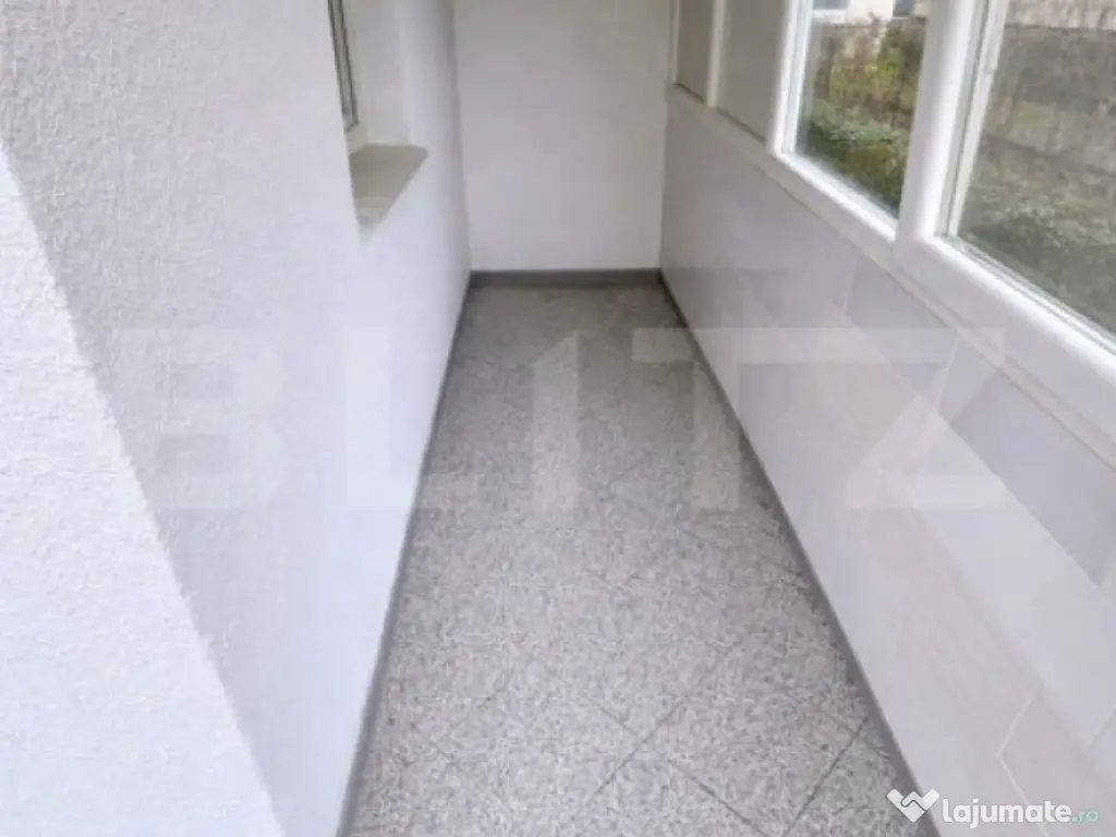 Apartament 2 camere, balcon închis, zona Centrala, Floreșt 