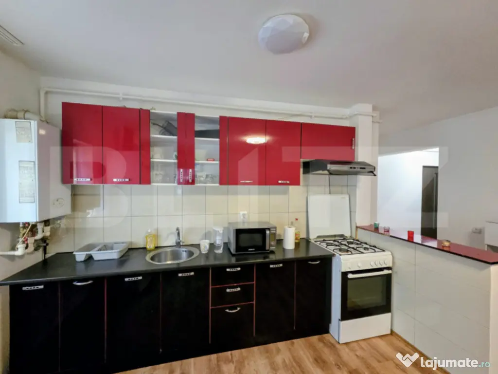 Apartament 2 camere, balcon închis, zona Centrala, Floreșt 