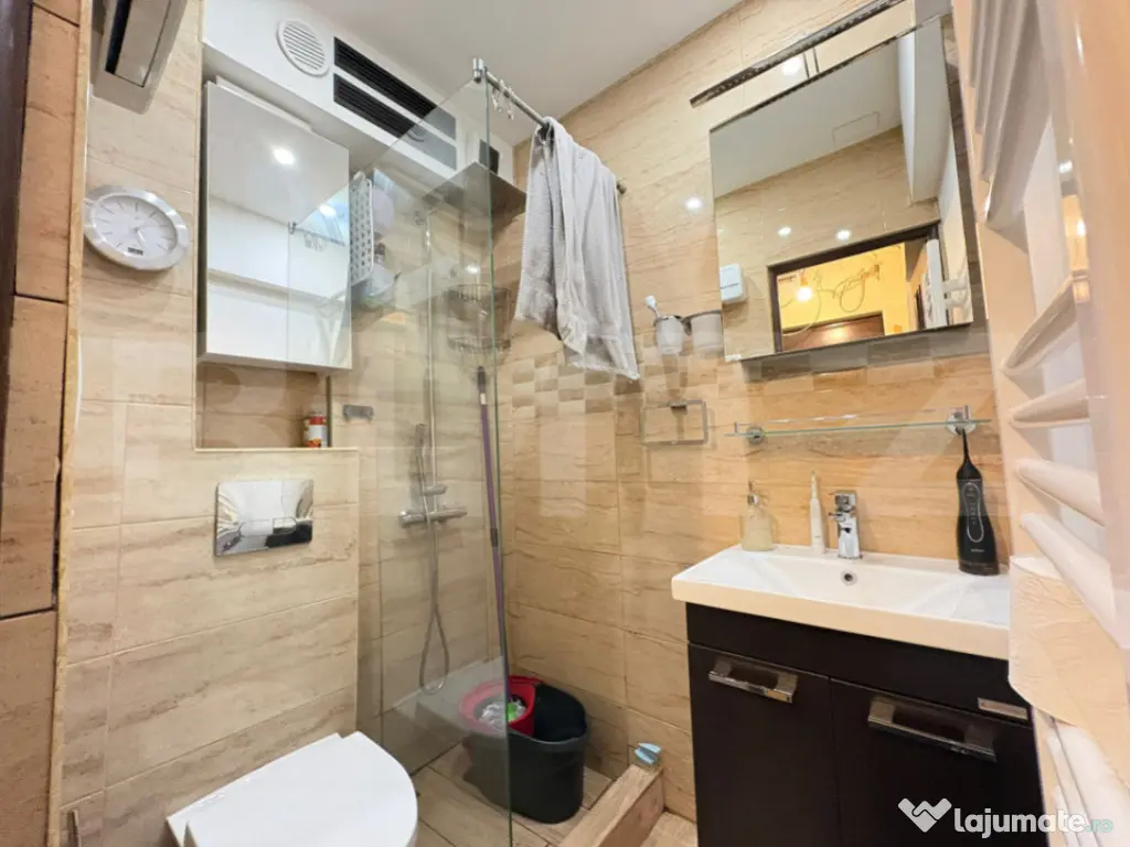 Apartament cu 1 camera decomandata in zona AEM 