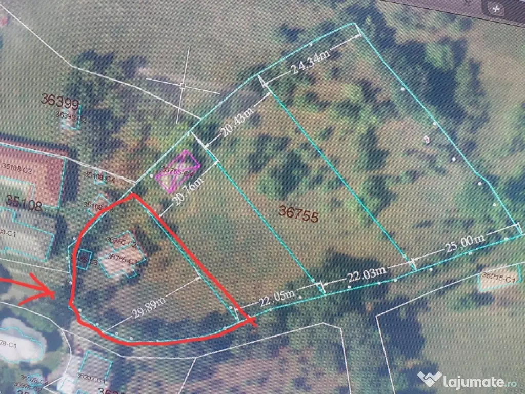 Vând loturi teren intravilane! 975mp,949mp,1131mp,1450mp