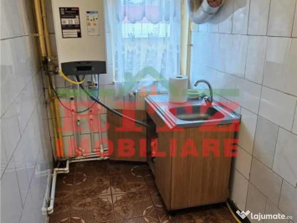 NOU! Ap. 3 cam., et.2, decom., zona Gara!