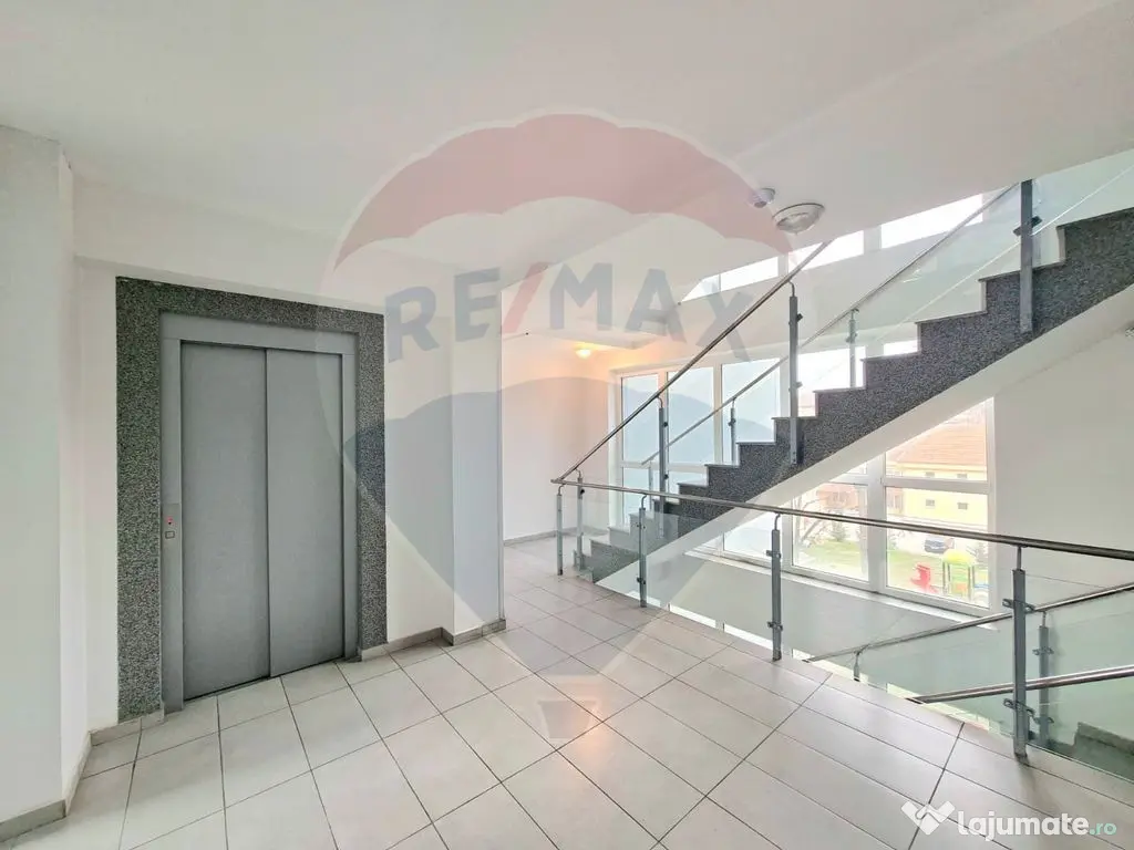 Apartament 2 camere de închiriat – Bloc Via Romana, et...