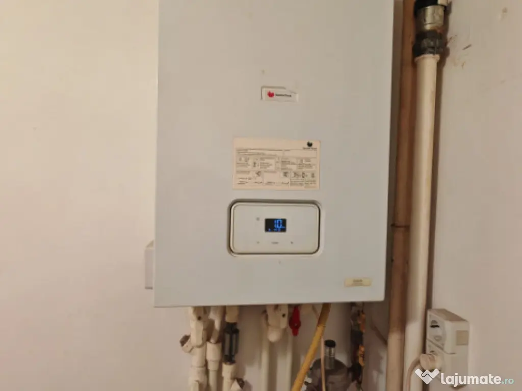 Apartament 2 camere de inchiriat, situat in Centru 